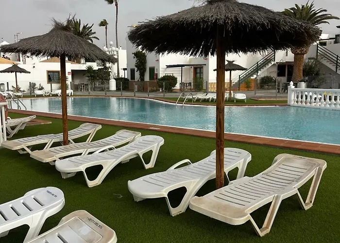 Cozy Apartment In Centric Area At Caleta De Fuste With Air Conditioner